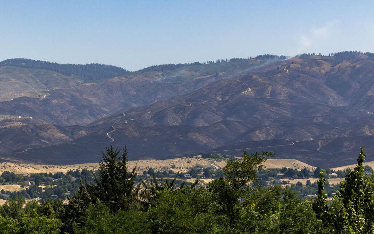 Boise Foothills fire’s heat around military ordnance temporarily halts crews’ work