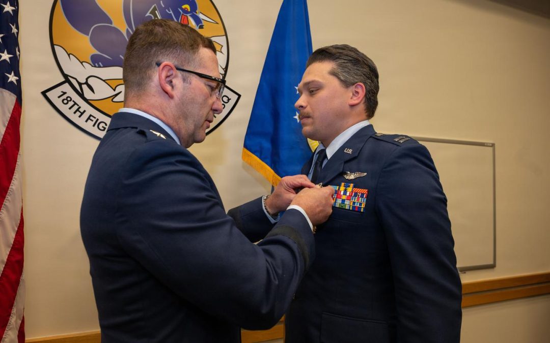 F-16 pilot receives Distinguished Flying Cross for actions in Middle East in 2025
