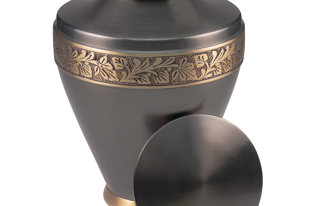 Mesa family gets unwanted surprise after ordering urn on Amazon