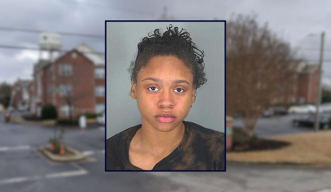 Woman killed boyfriend in front of her 3-year-old child after the victim made her move out of his apartment