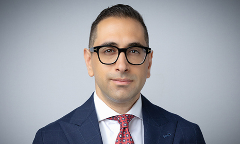 WeirFoulds LLP hires Akiva Stern as partner, points to lawyer’s ‘unique combination’ of experience