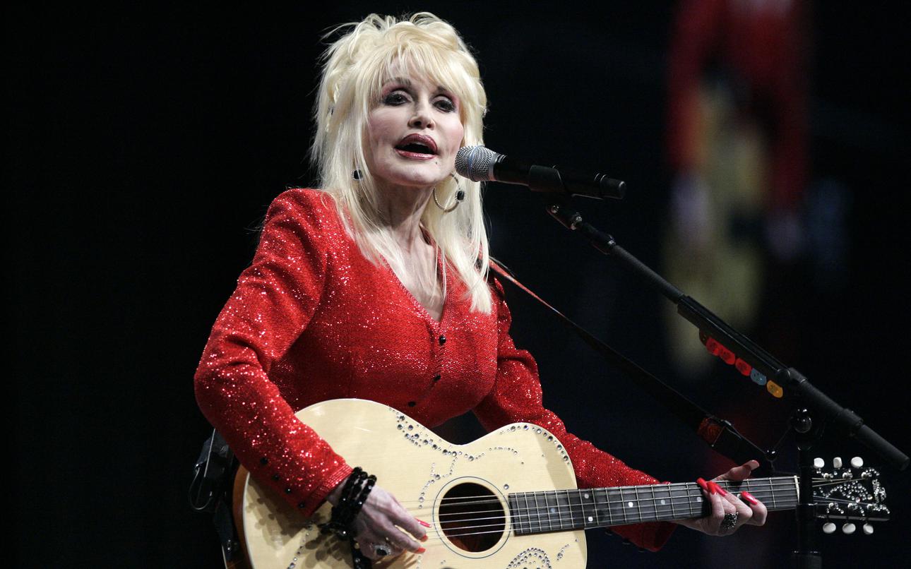 Dolly Parton’s dazzling music career included a lasting connection to troops