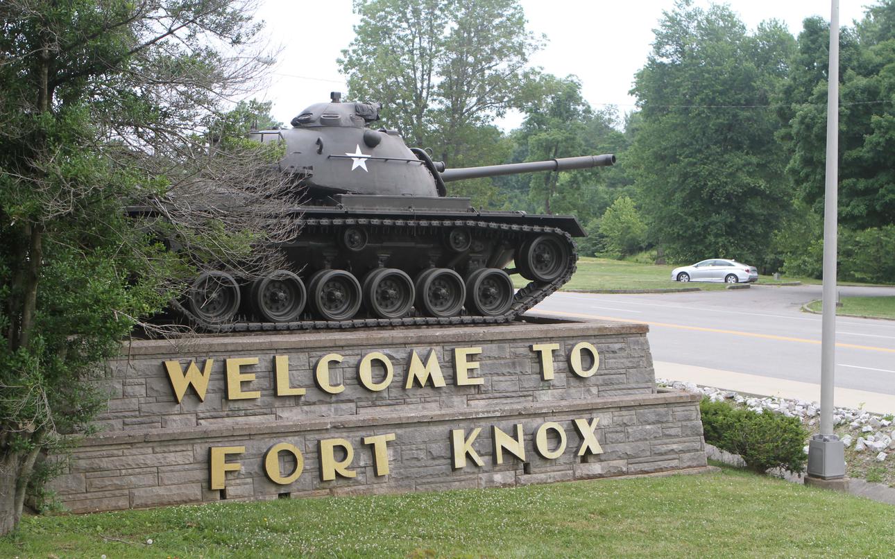Soldier dies in engineering equipment accident at Kentucky’s Fort Knox