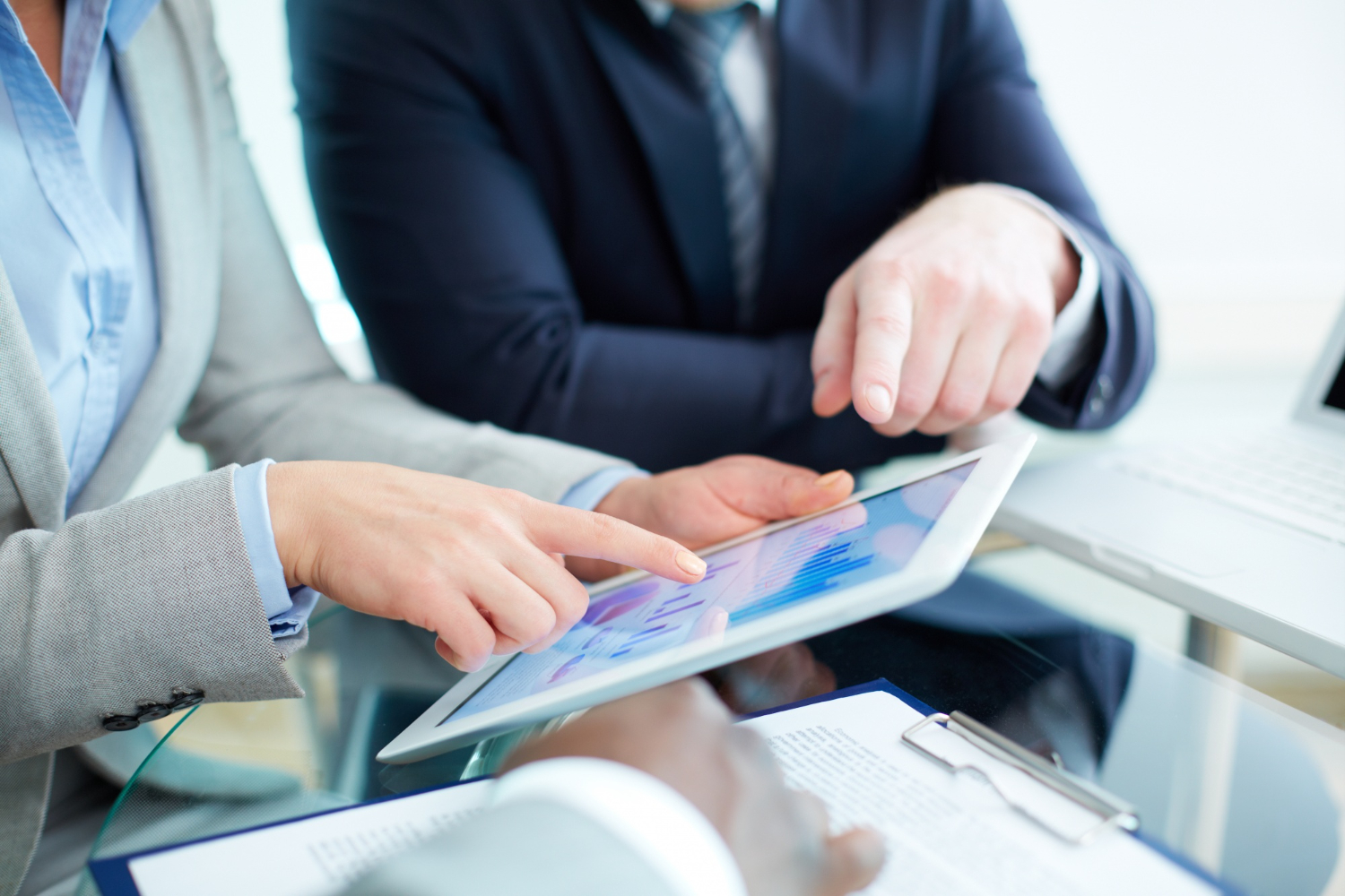 Building International Businesses: Key Considerations for Global Expansion