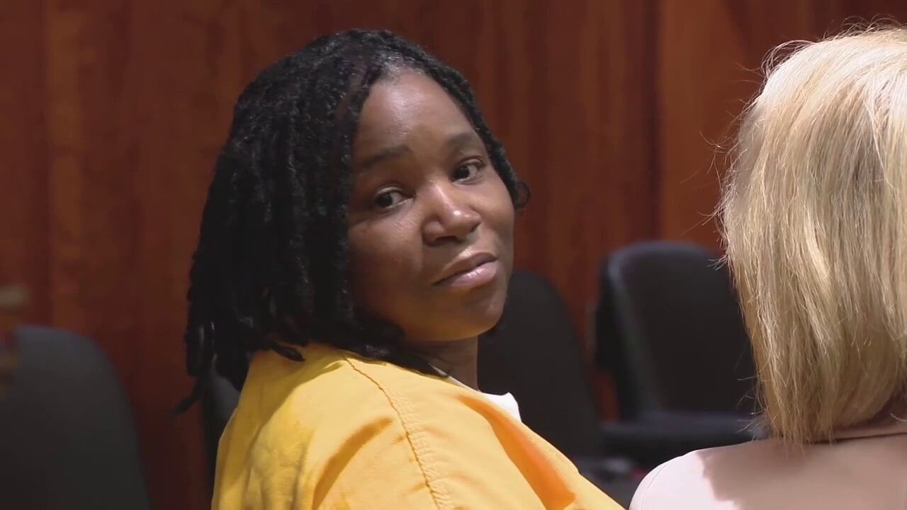 'Surrounded by filth': Mom sentenced after she 'sacrificed' her 3 children to live a kid-free life and left them to sleep on pizza boxes
