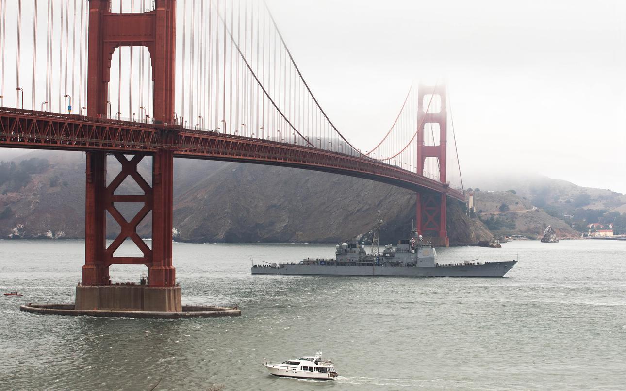 Soaring Blue Angels, parading ships highlight San Francisco Fleet Week