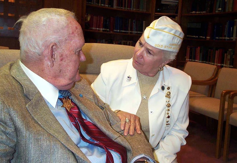 Gold Star Mother reflects on Miami VAMC named after her son