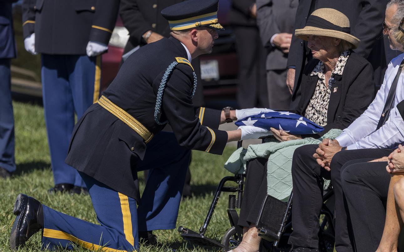 Soldier who died as a Japanese POW in WWII laid to rest at Arlington Cemetery