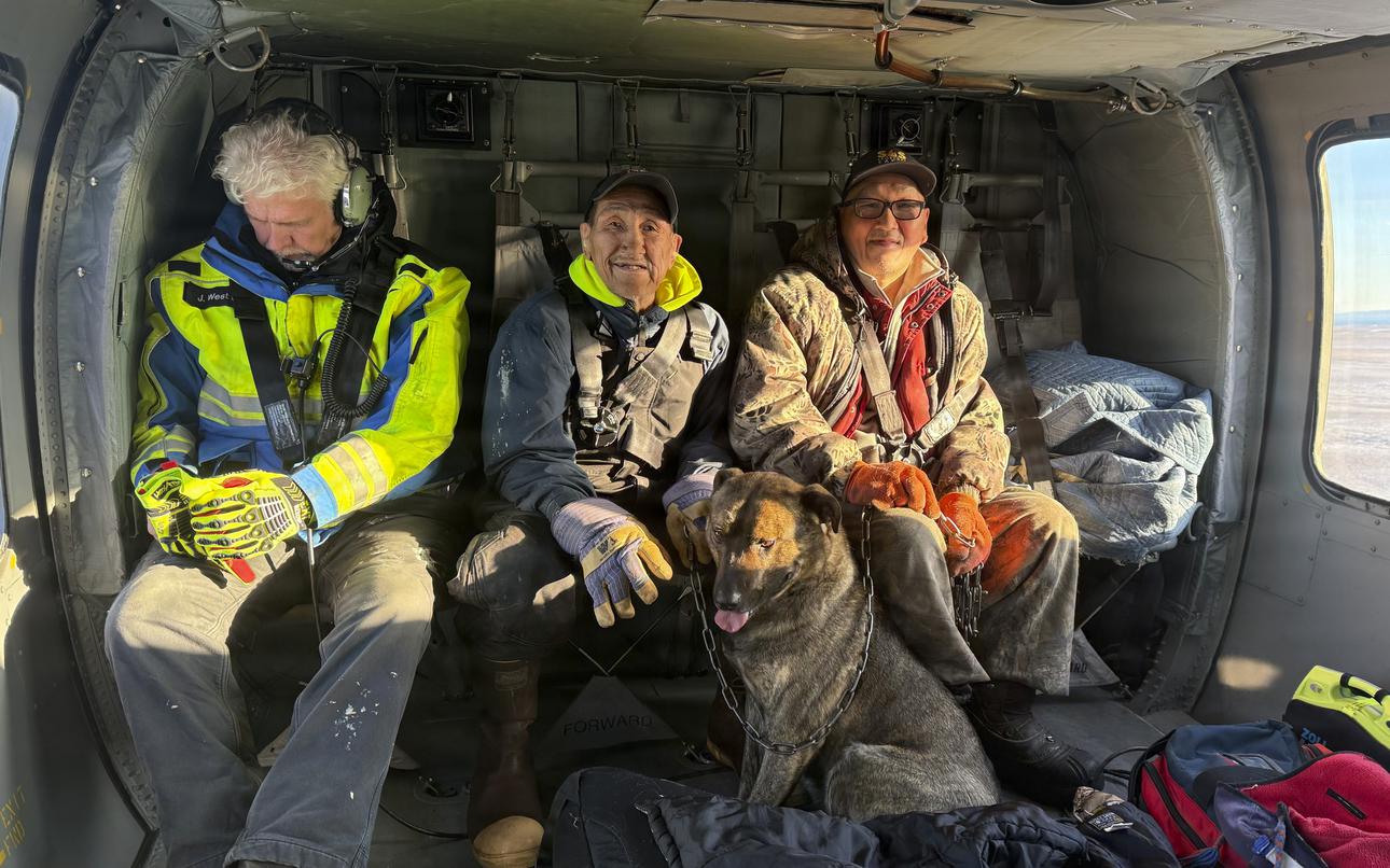 National Guard rescues 2 boaters stranded in icy Alaskan waters